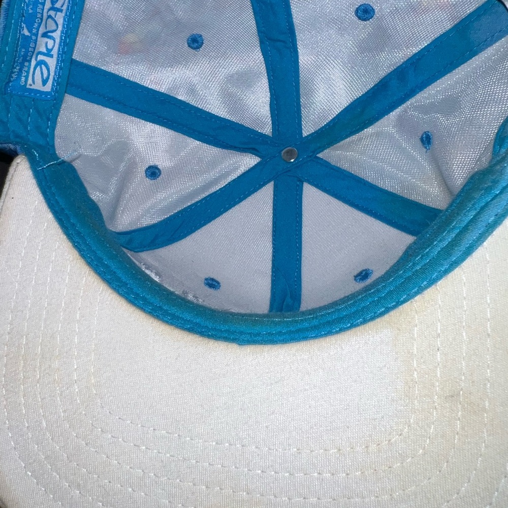 Staple hat - Picture 2 of 2